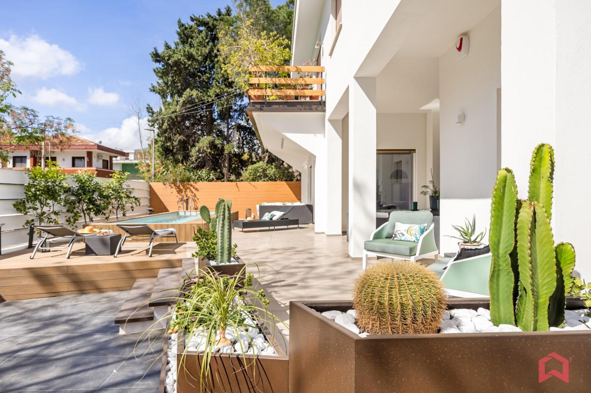 Appartamento In Villa Con Piscina Privata 巴勒莫 外观 照片